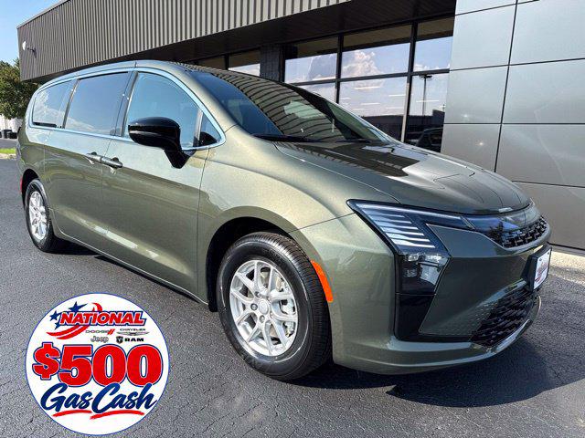 2027 Chrysler Pacifica Select for sale in Jacksonville, NC