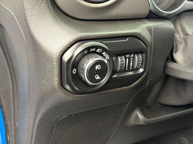 2021 Jeep Gladiator Sport S
