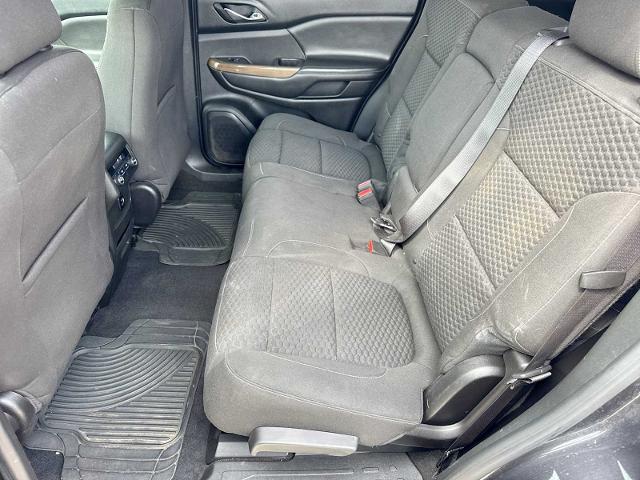 2017 GMC Acadia SLE-1