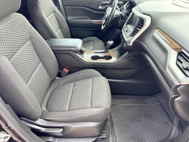 2017 GMC Acadia SLE-1