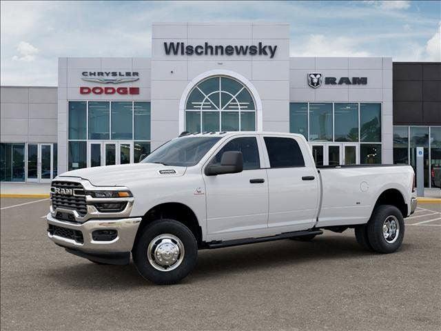 2026 RAM Ram 3500 RAM 3500 TRADESMAN CREW CAB 4X4 8 BOX