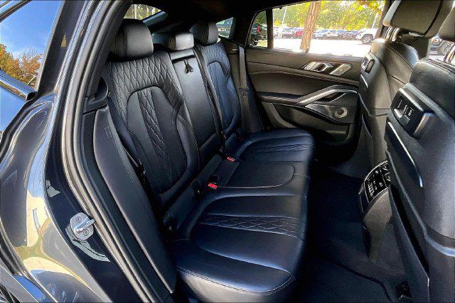 2020 BMW X6 M50i
