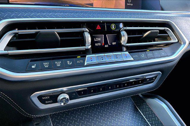 2020 BMW X6 M50i