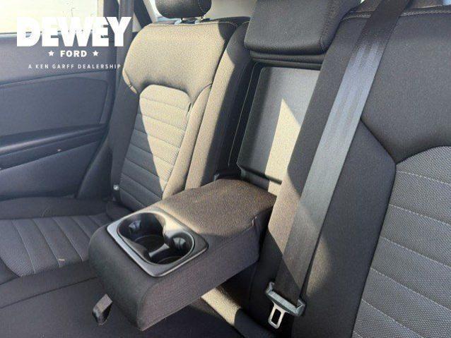 2018 Ford Edge SE