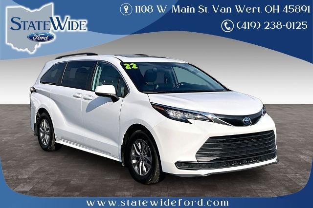 2022 Toyota Sienna LE for sale in Van Wert, OH