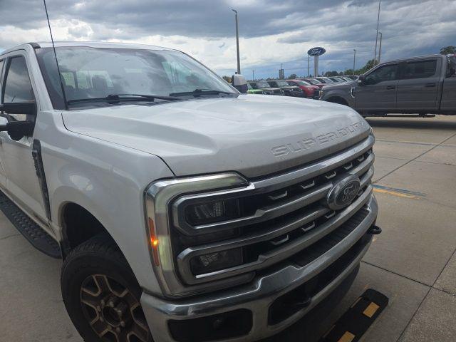 2023 Ford F-350 LARIAT