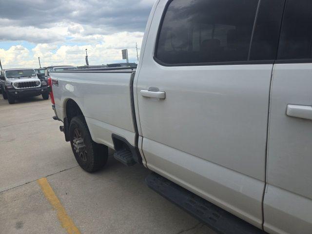 2023 Ford F-350 LARIAT