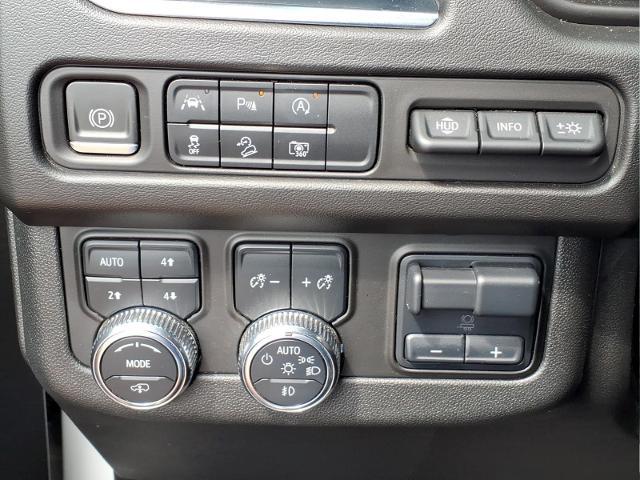 2024 GMC Yukon 4WD AT4