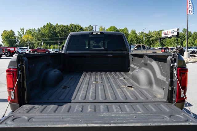 2025 Ram 3500 Big Horn Crew Cab 4x4 8 Box