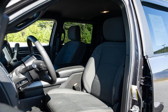 2025 Ram 3500 Big Horn Crew Cab 4x4 8 Box