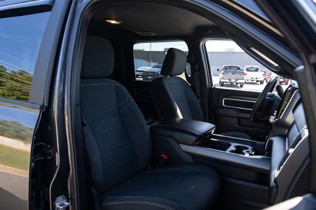 2025 Ram 3500 Big Horn Crew Cab 4x4 8 Box