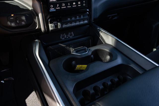 2025 Ram 3500 Big Horn Crew Cab 4x4 8 Box