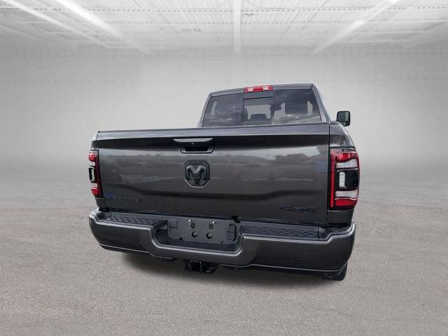 2024 Ram 3500 Laramie Crew Cab 4x4 64 Box