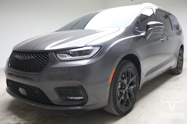2022 Chrysler Pacifica Limited AWD for sale in Vernon, TX