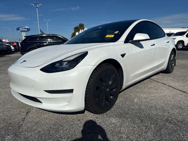 2021 Tesla Model 3 Standard Range Plus Rear-Wheel Drive