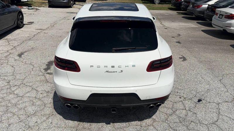 2016 Porsche Macan S