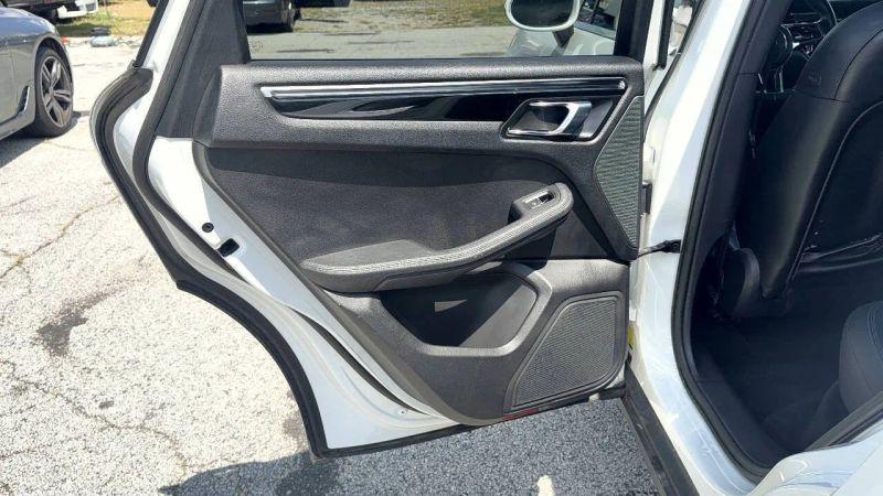 2016 Porsche Macan S