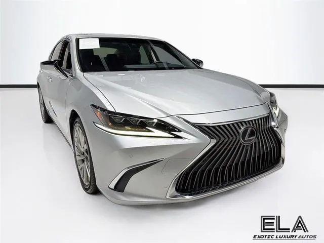 2019 Lexus ES 300h Luxury