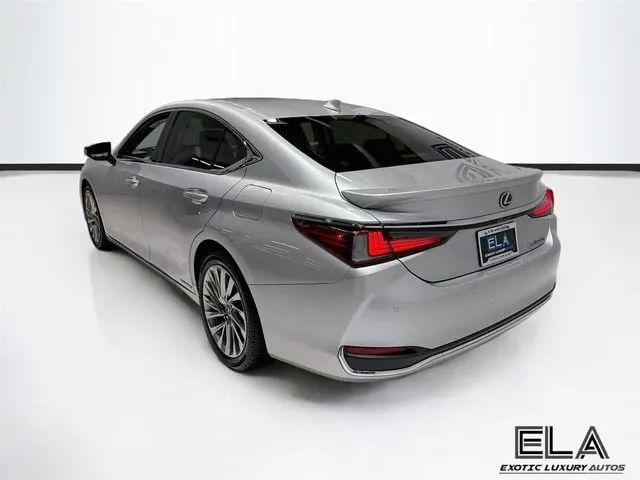 2019 Lexus ES 300h Luxury