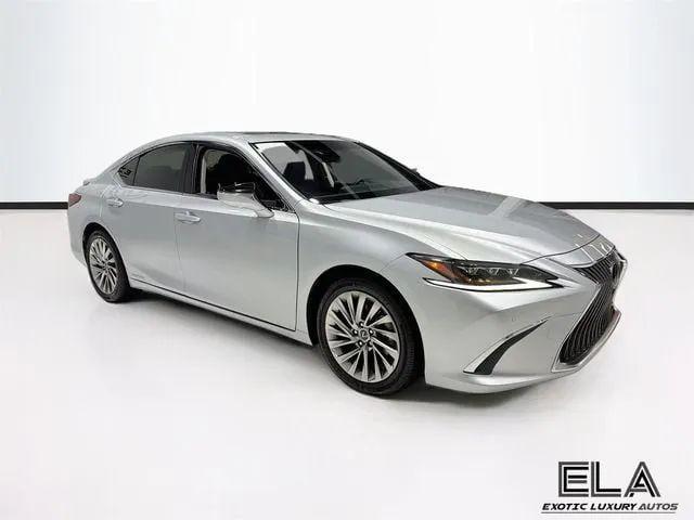 2019 Lexus ES 300h Luxury