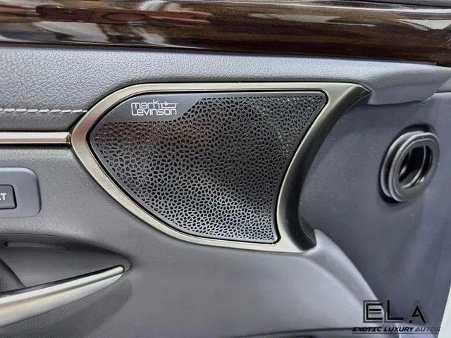 2019 Lexus ES 300h Luxury
