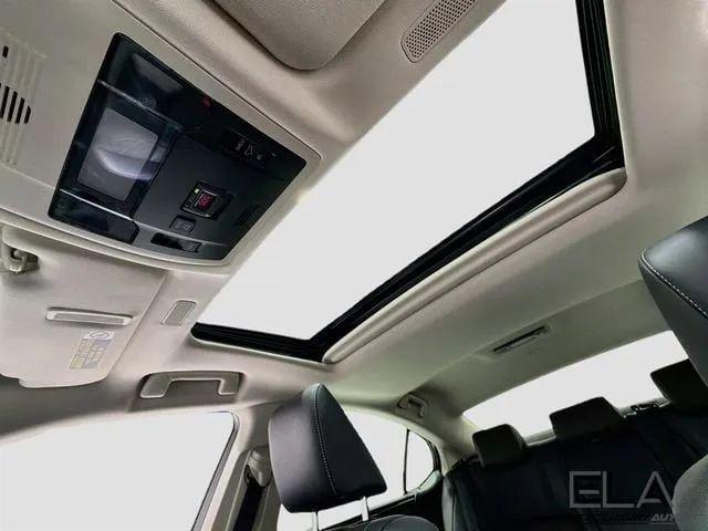 2019 Lexus ES 300h Luxury