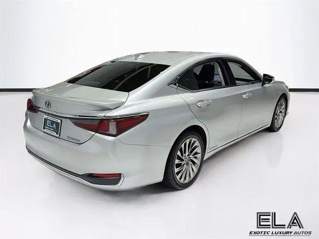 2019 Lexus ES 300h Luxury