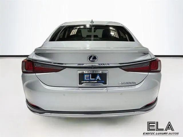 2019 Lexus ES 300h Luxury