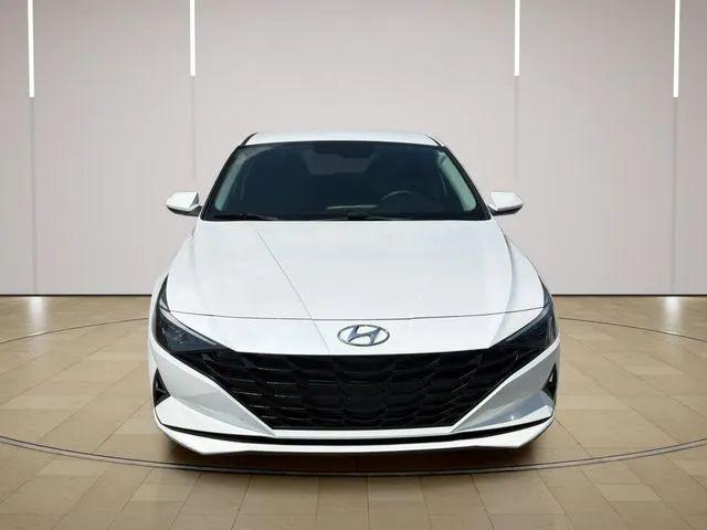 2021 Hyundai Elantra SE