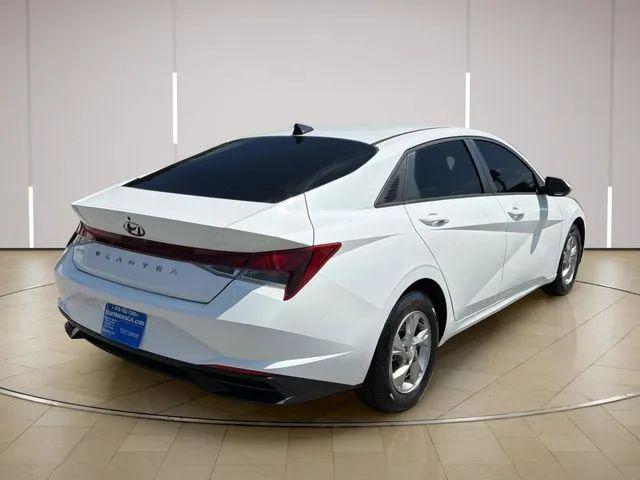 2021 Hyundai Elantra SE