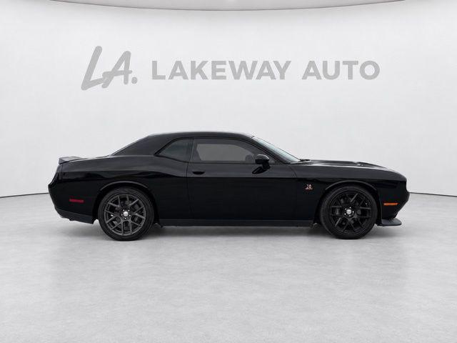 2016 Dodge Challenger R/T Scat Pack