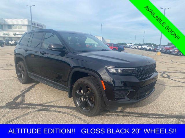 2025 Jeep Grand Cherokee Altitude 4x4 for sale in Pulaski, WI