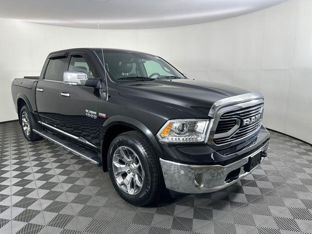 2017 RAM 1500 Limited Crew Cab 4x4 57 Box 2017 RAM 1500 Limited Crew Cab 4x4 57 Box