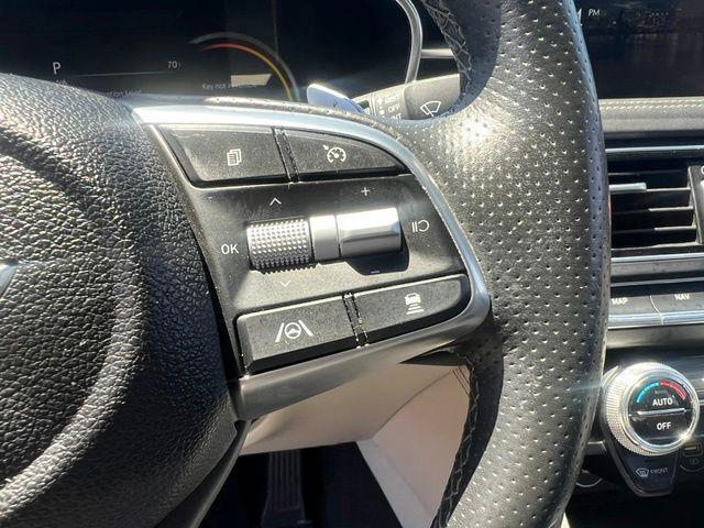 2023 Genesis G70 2.0T AWD