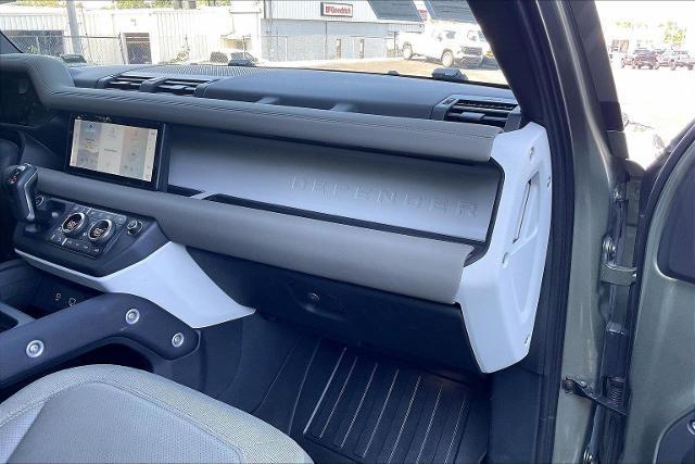 2020 Land Rover Defender 110 SE