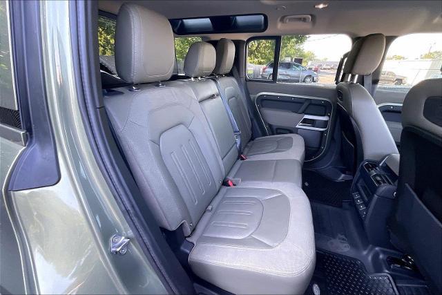 2020 Land Rover Defender 110 SE
