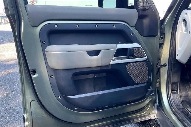 2020 Land Rover Defender 110 SE