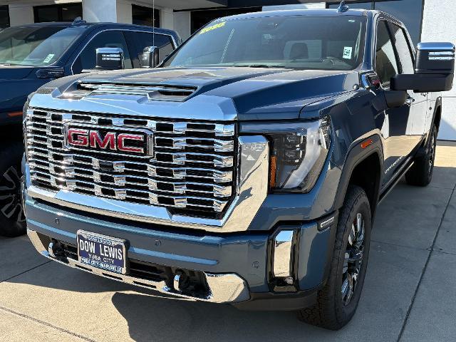 2026 GMC Sierra 2500HD Crew Cab, Standard Bed, Denali, 4WD for sale in Yuba City, CA
