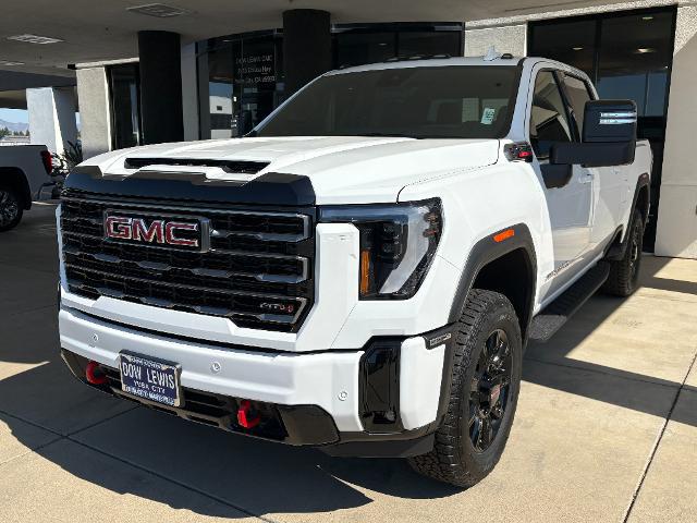 2026 GMC Sierra 2500HD Crew Cab, Standard Bed, AT4, 4WD for sale in Yuba City, CA