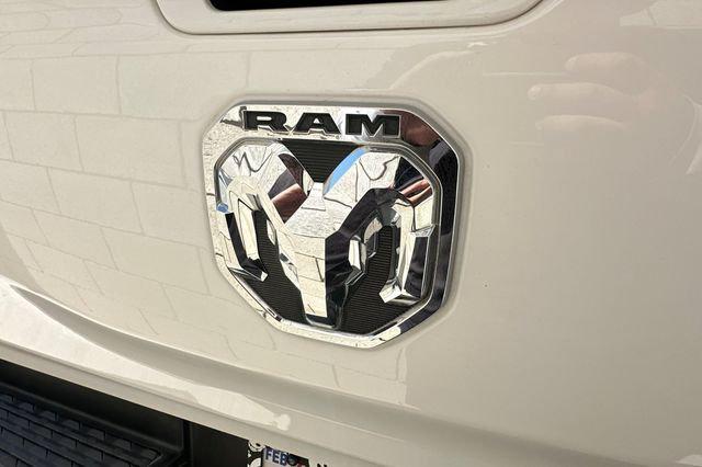 2022 Ram 1500 Big Horn Crew Cab 4x2 57 Box