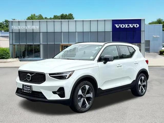 2026 Volvo XC40 Plus, B5 AWD Gas mild hybrid, Dark for sale in Danbury, CT