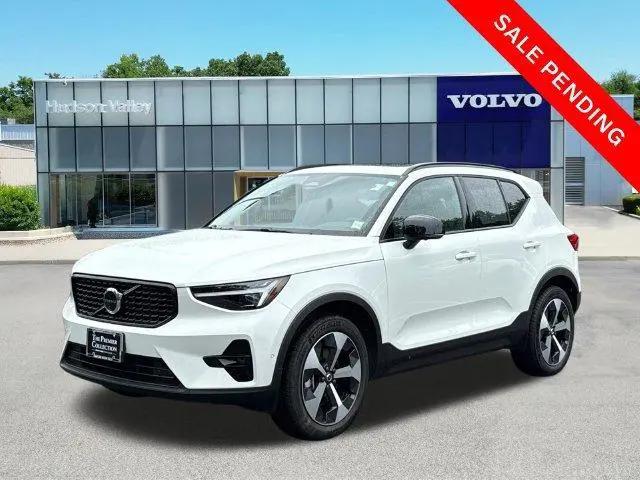 2026 Volvo XC40 Plus, B5 AWD Gas mild hybrid, Dark for sale in Danbury, CT