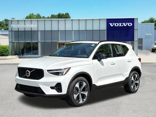 2025 Volvo XC40 B5 Plus Dark Theme for sale in Danbury, CT