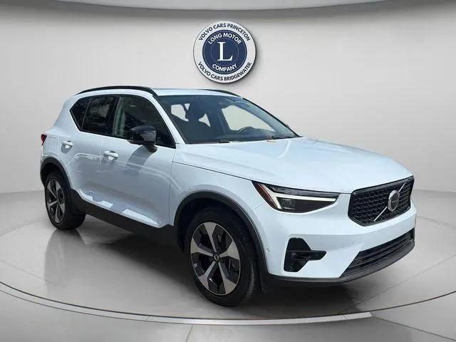 2026 Volvo XC40 Plus, B5 AWD Gas mild hybrid, Dark for sale in Lawrenceville, NJ