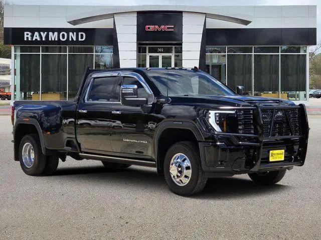 2026 GMC Sierra 3500HD Crew Cab, Long Bed, Denali Ultimate Dual Rear Wheel, 4WD for sale in Center, TX