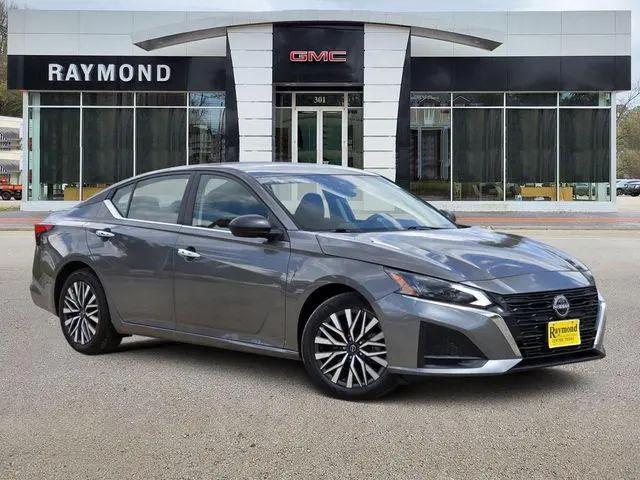 2025 Nissan Altima SV FWD for sale in Center, TX