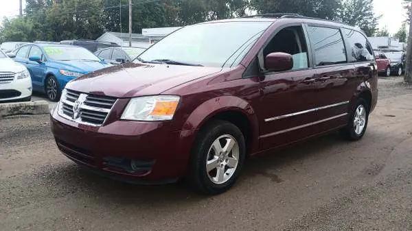 2009 Dodge Grand Caravan SXT for sale in WAYNE, MI