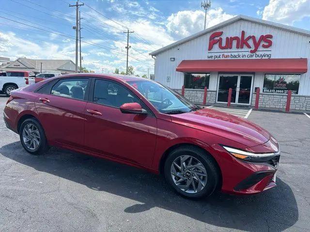 2024 Hyundai Elantra SEL for sale near Grove City, OH