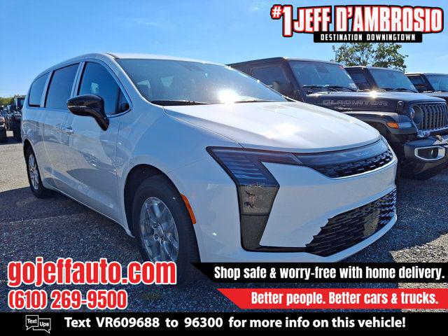 2027 Chrysler Pacifica Select for sale in Downingtown, PA