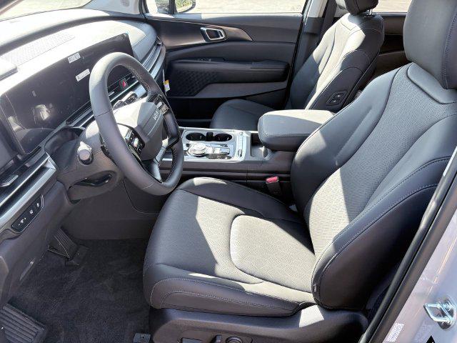 2027 Kia Carnival SX